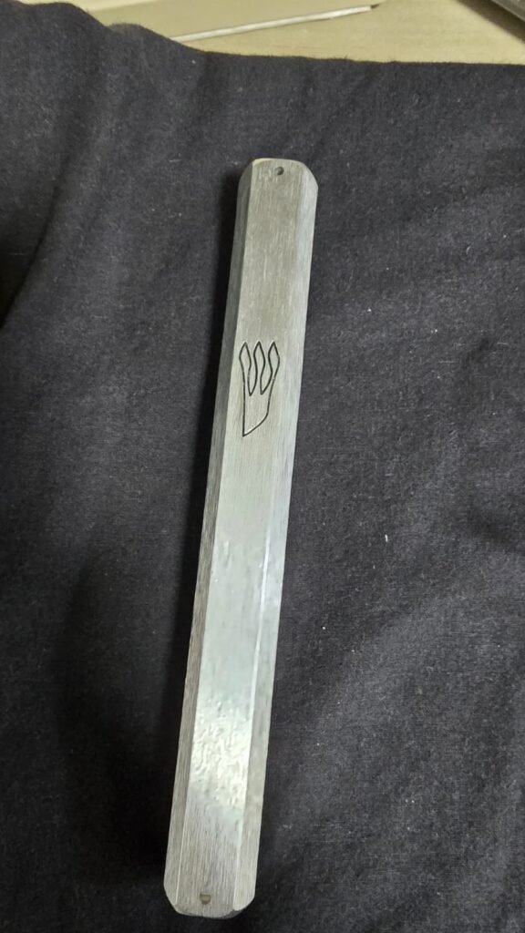 בתי מזוזה פלסטיק אלומיניום פשוטים 11 576x1024